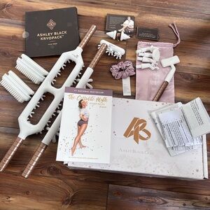 AB Women Bath & Body Tool Set - White and Brown